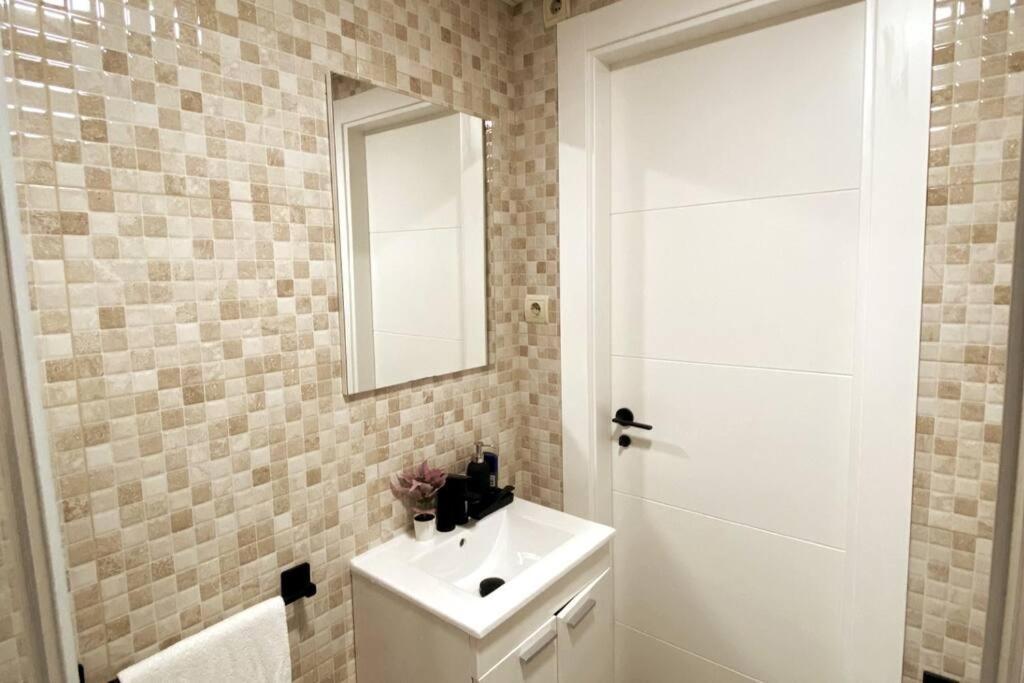 Apartament La Ventana De Puerto Marina Benalmádena Zewnętrze zdjęcie